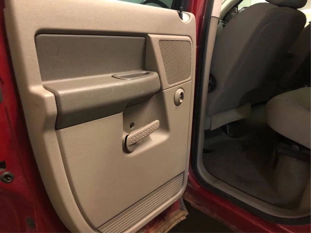 2007 Dodge Ram 3500 Image 14