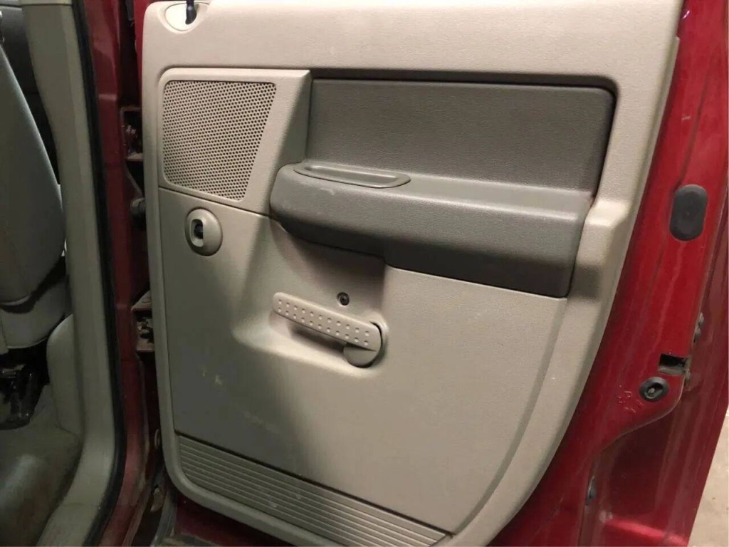 2007 Dodge Ram 3500 Image 16