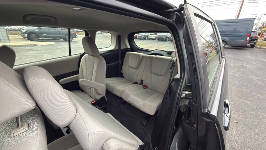 2012 Mazda Mazda5 Image 12