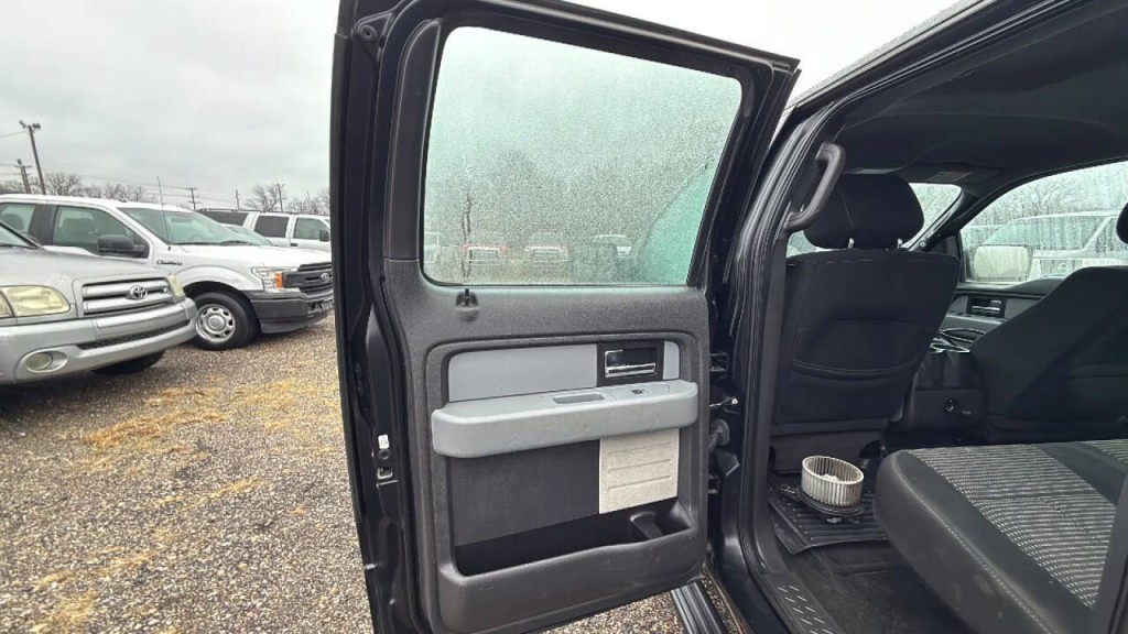2014 Ford F-150 Image 11