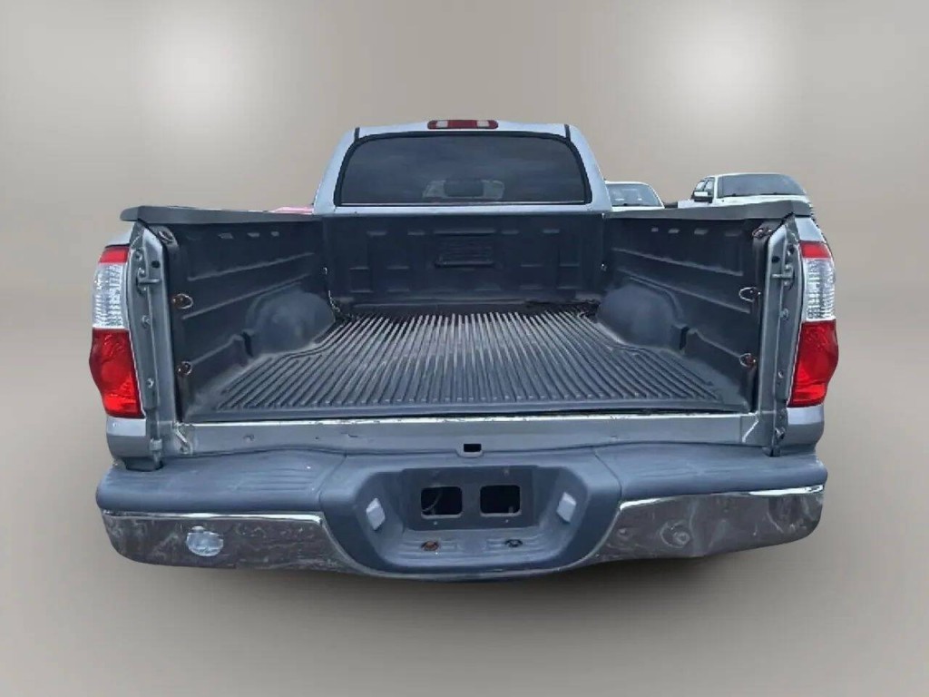 2004 Toyota Tundra Image 4