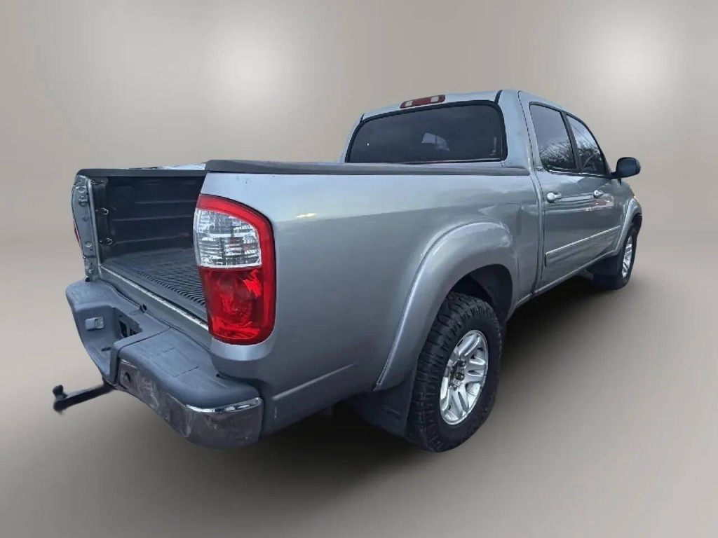 2004 Toyota Tundra Image 5