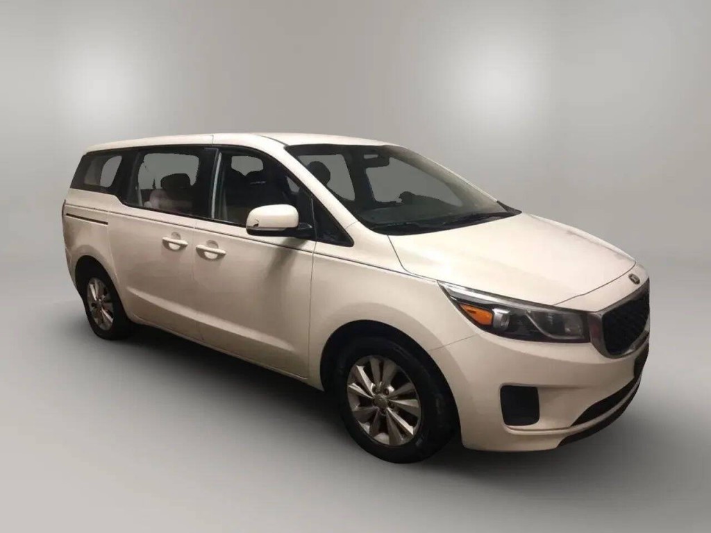 2016 Kia Sedona Image 6