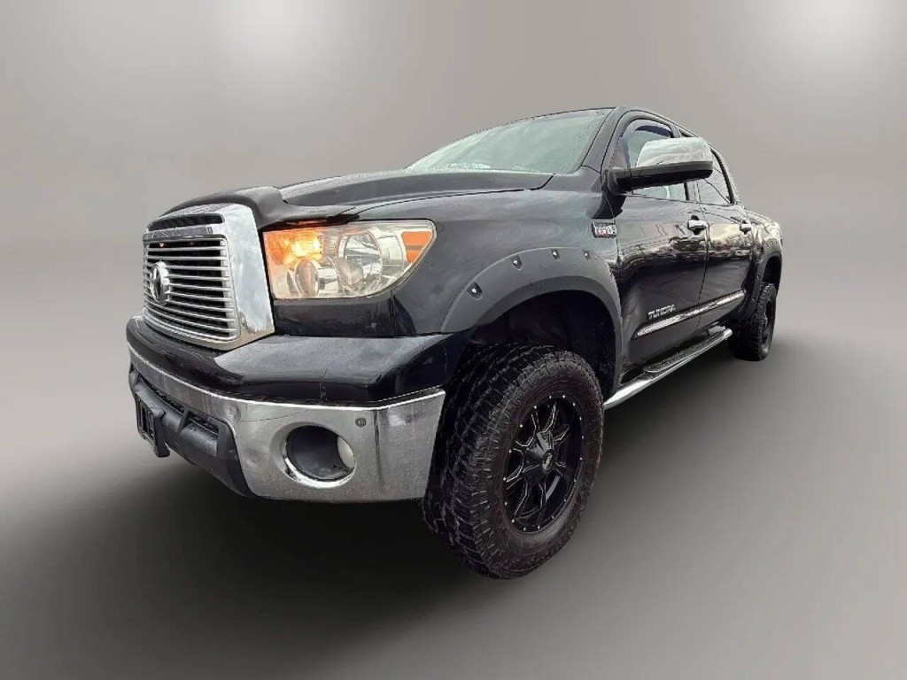 2011 Toyota Tundra Image 1