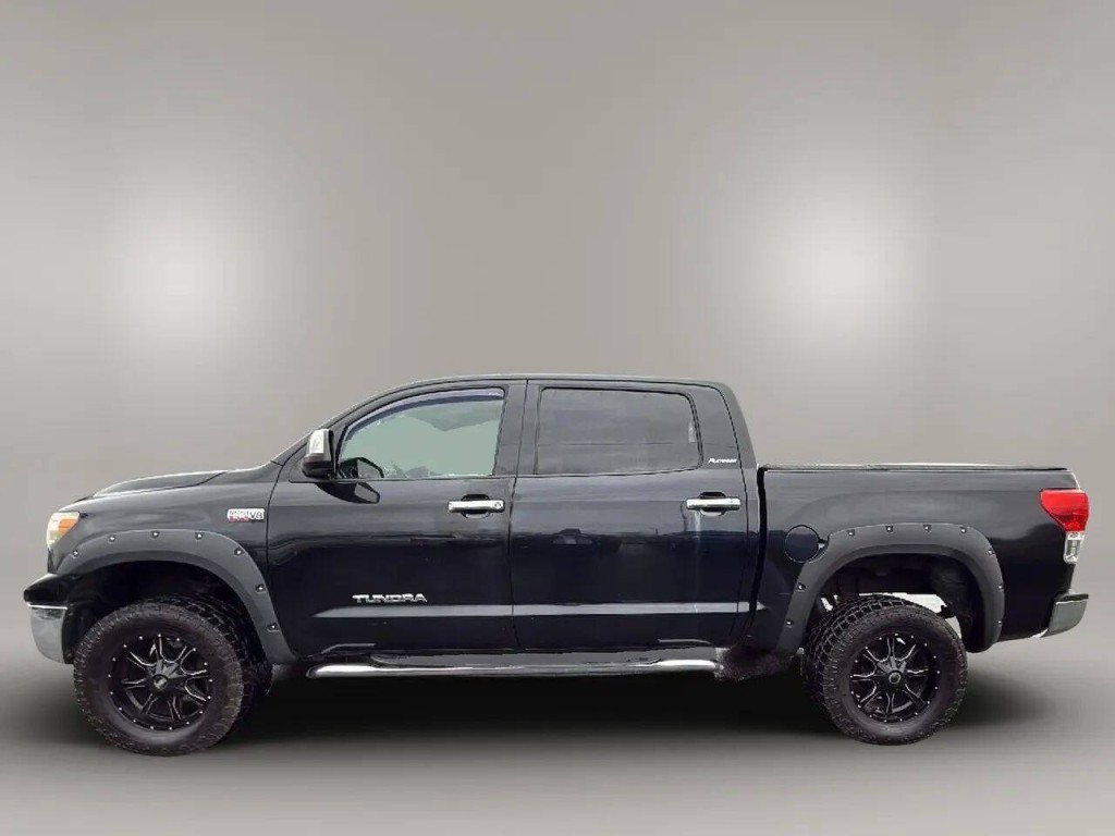 2011 Toyota Tundra Image 2