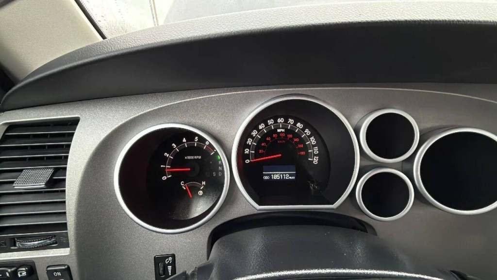 2011 Toyota Tundra Image 18