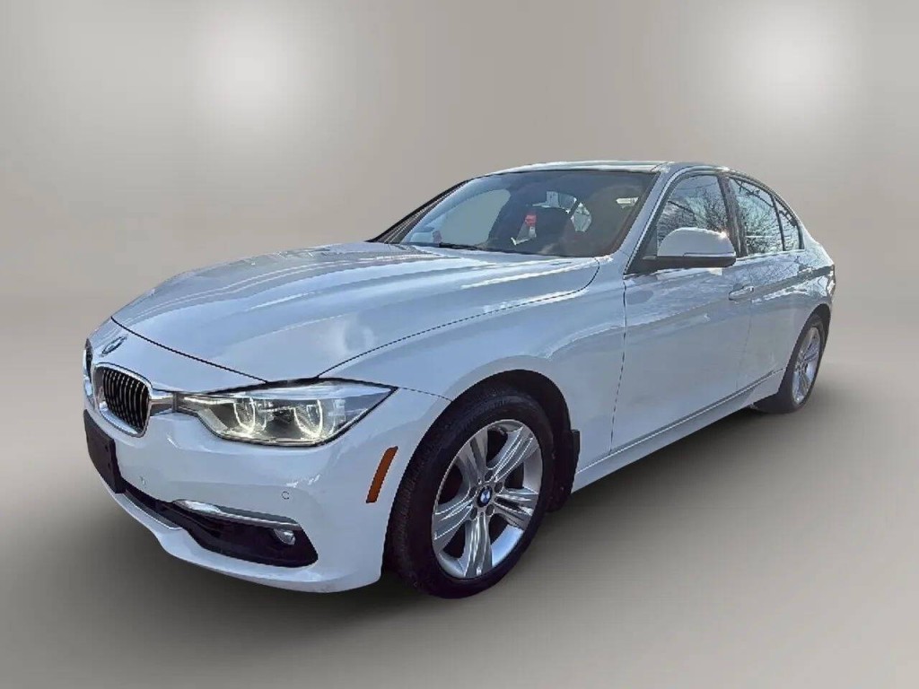 2017 BMW 3 Series Image 1