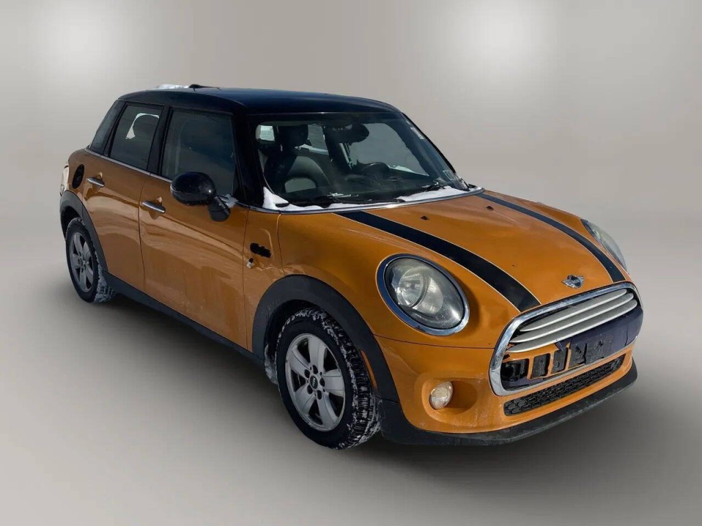 2015 MINI Cooper Image 3