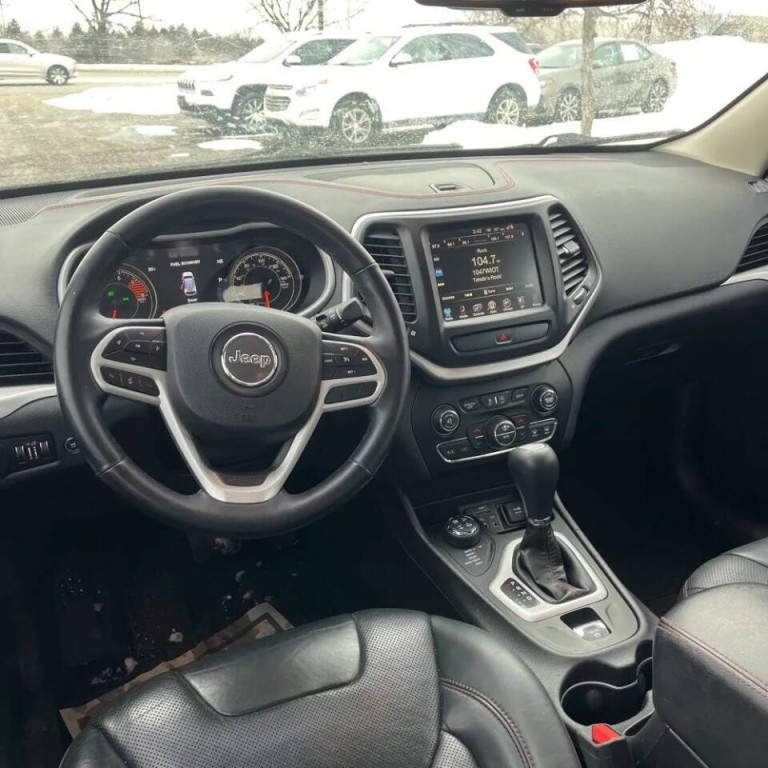 2017 Jeep Cherokee Image 7