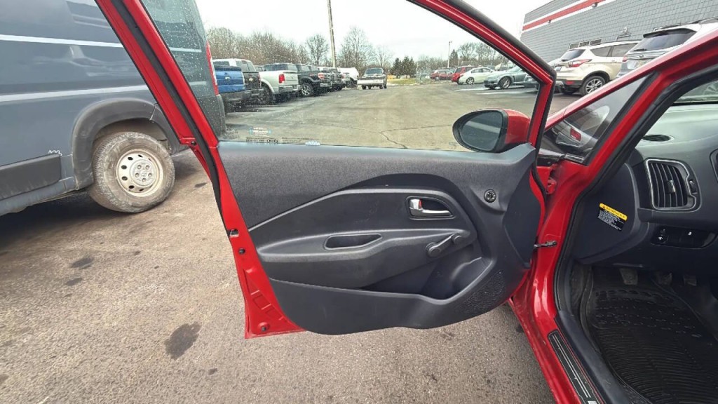 2017 Kia Rio Image 10