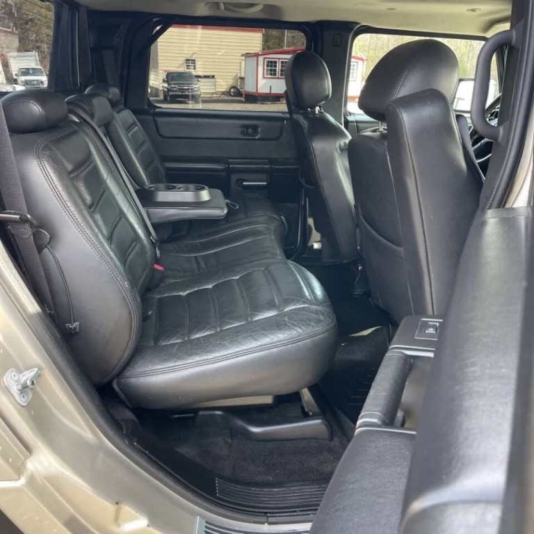 2005 HUMMER H2 Image 11