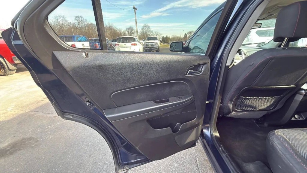 2015 Chevrolet Equinox Image 12