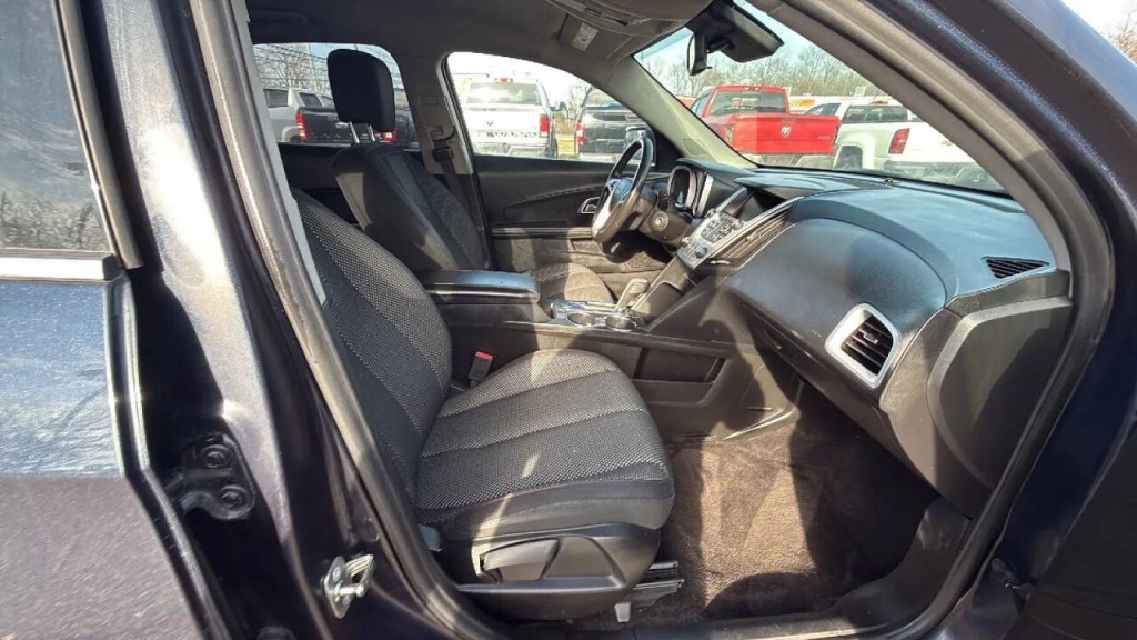 2015 Chevrolet Equinox Image 18