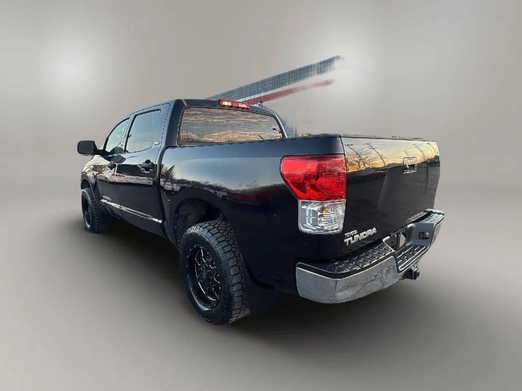 2010 Toyota Tundra Image 3