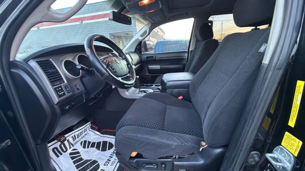 2010 Toyota Tundra Image 11