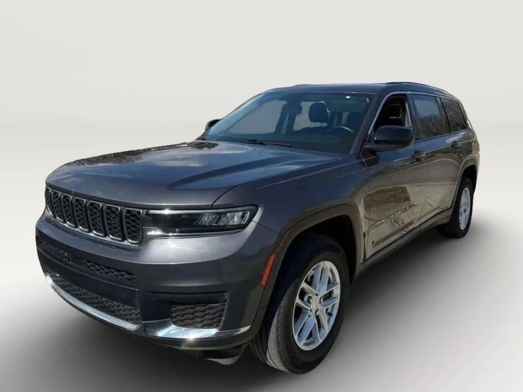 2022 Jeep Grand Cherokee Image 1
