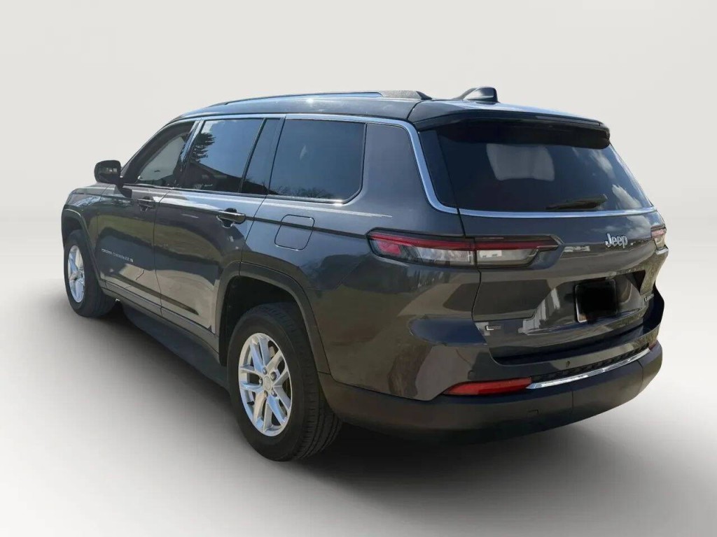 2022 Jeep Grand Cherokee Image 4