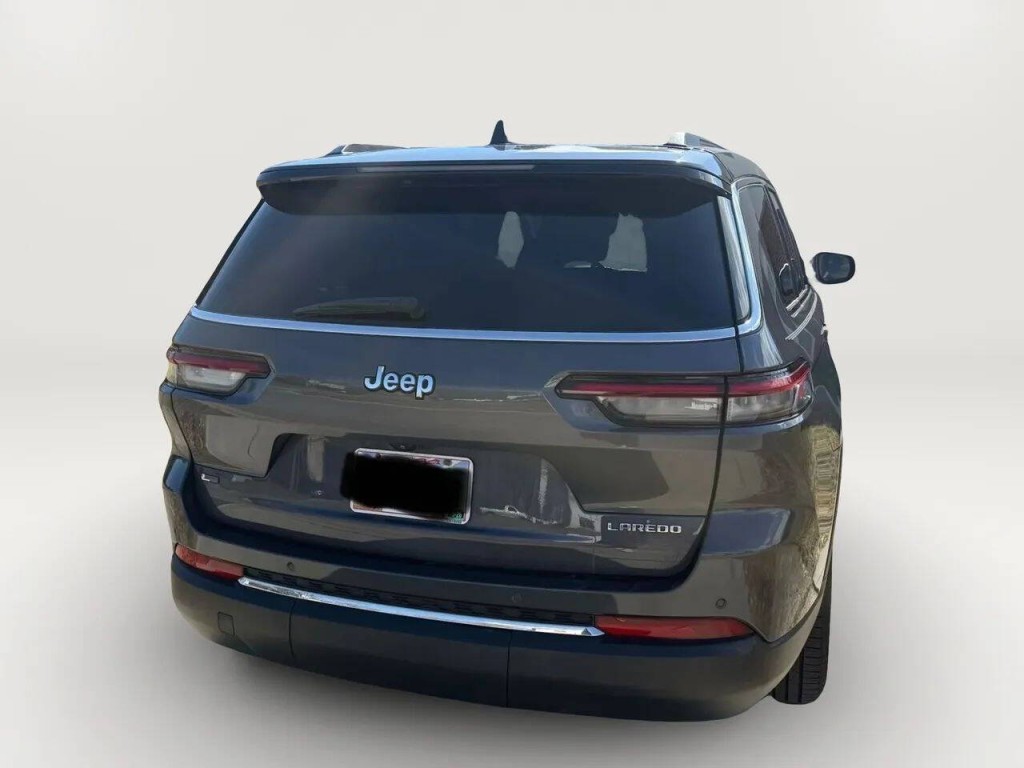 2022 Jeep Grand Cherokee Image 7