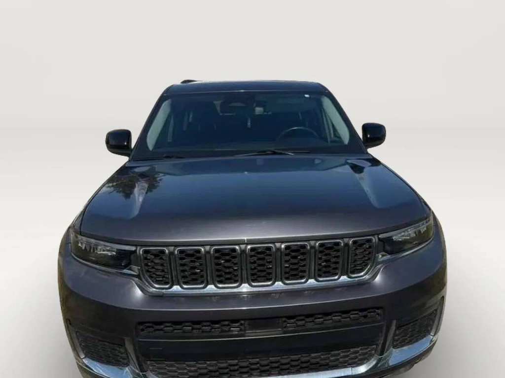 2022 Jeep Grand Cherokee Image 8