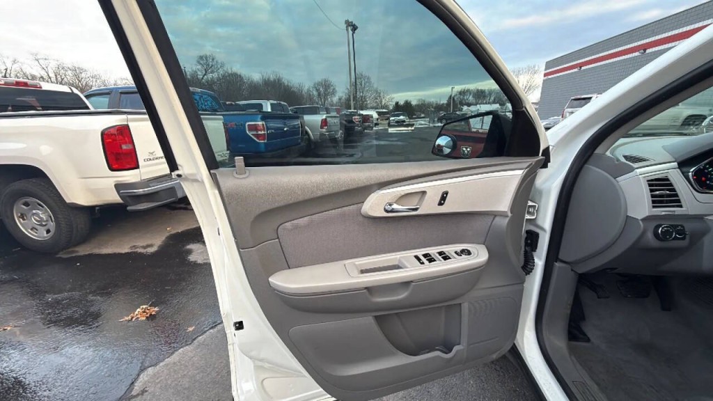 2012 Chevrolet Traverse Image 10