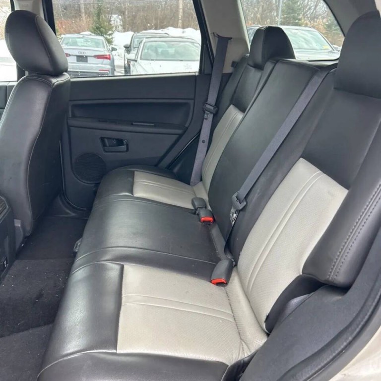 2008 Jeep Grand Cherokee Image 4