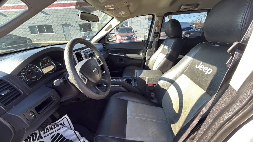 2008 Jeep Grand Cherokee Image 9