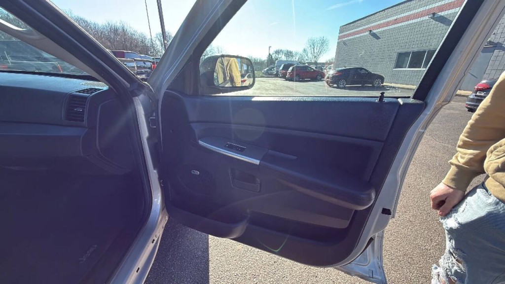 2008 Jeep Grand Cherokee Image 15