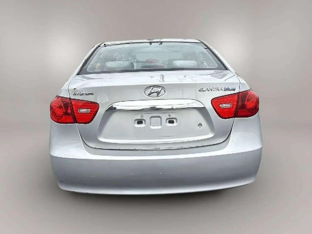 2010 Hyundai Elantra Image 4