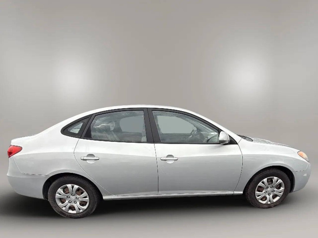 2010 Hyundai Elantra Image 6