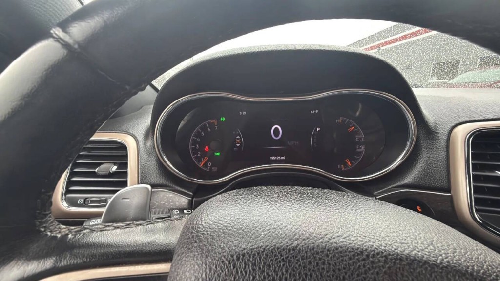 2015 Jeep Grand Cherokee Image 19