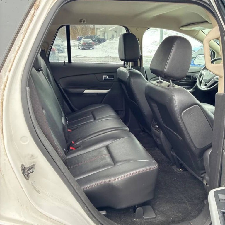 2014 Ford Edge Image 8