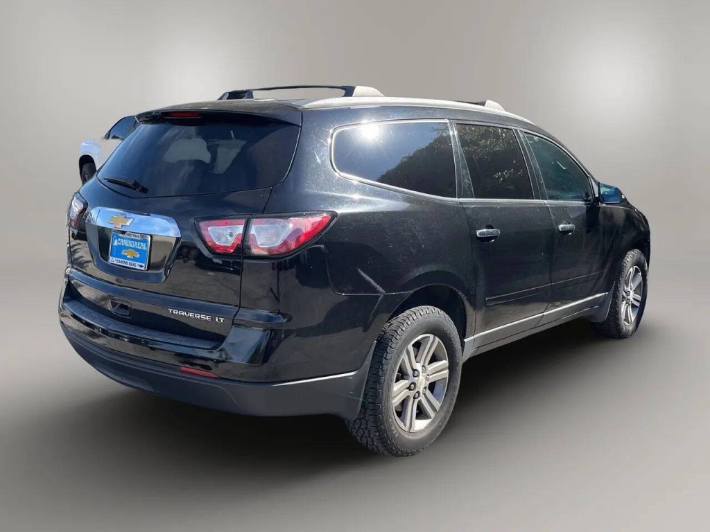 2016 Chevrolet Traverse Image 5