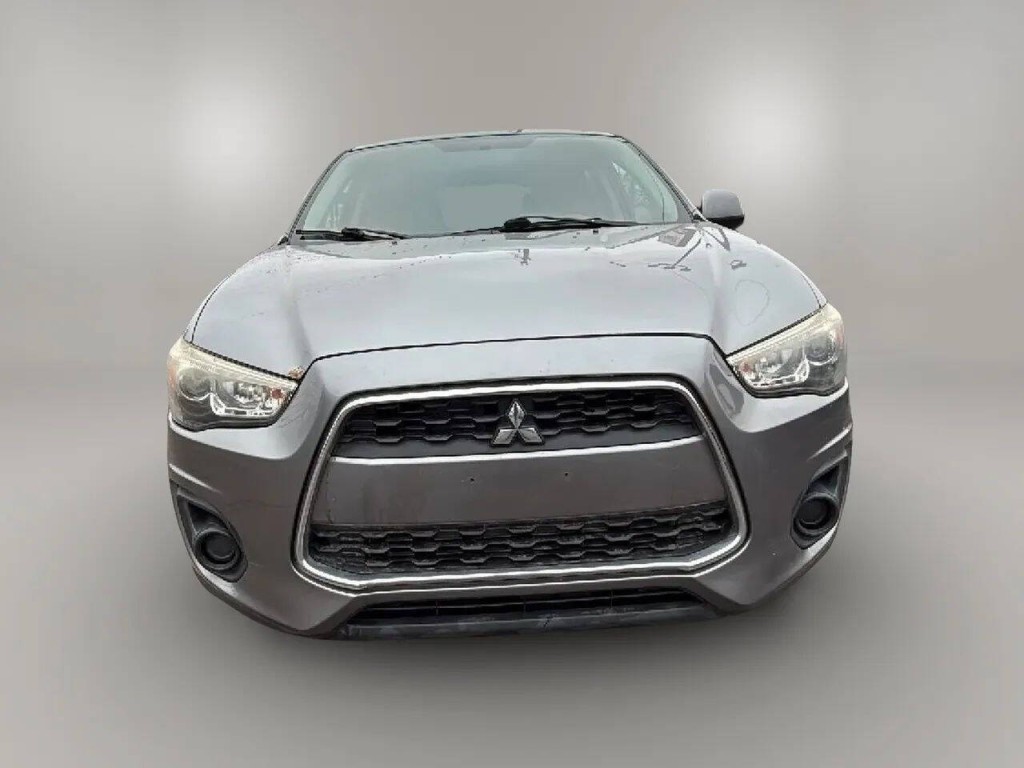 2013 Mitsubishi Outlander Image 8
