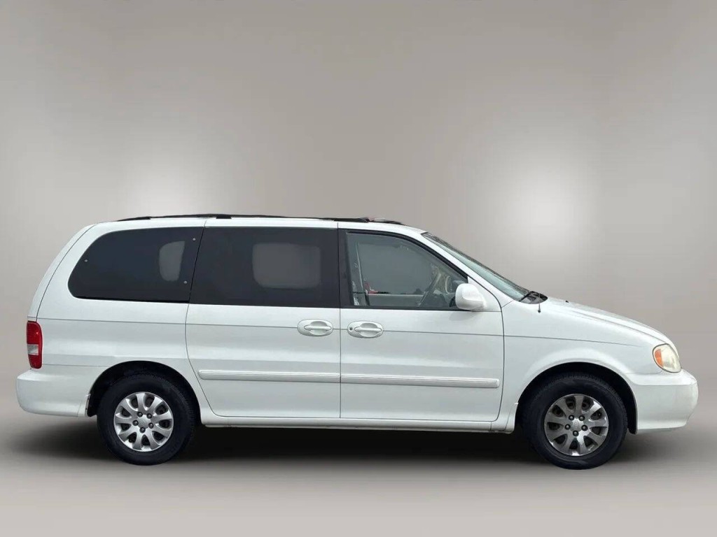 2005 Kia Sedona Image 6