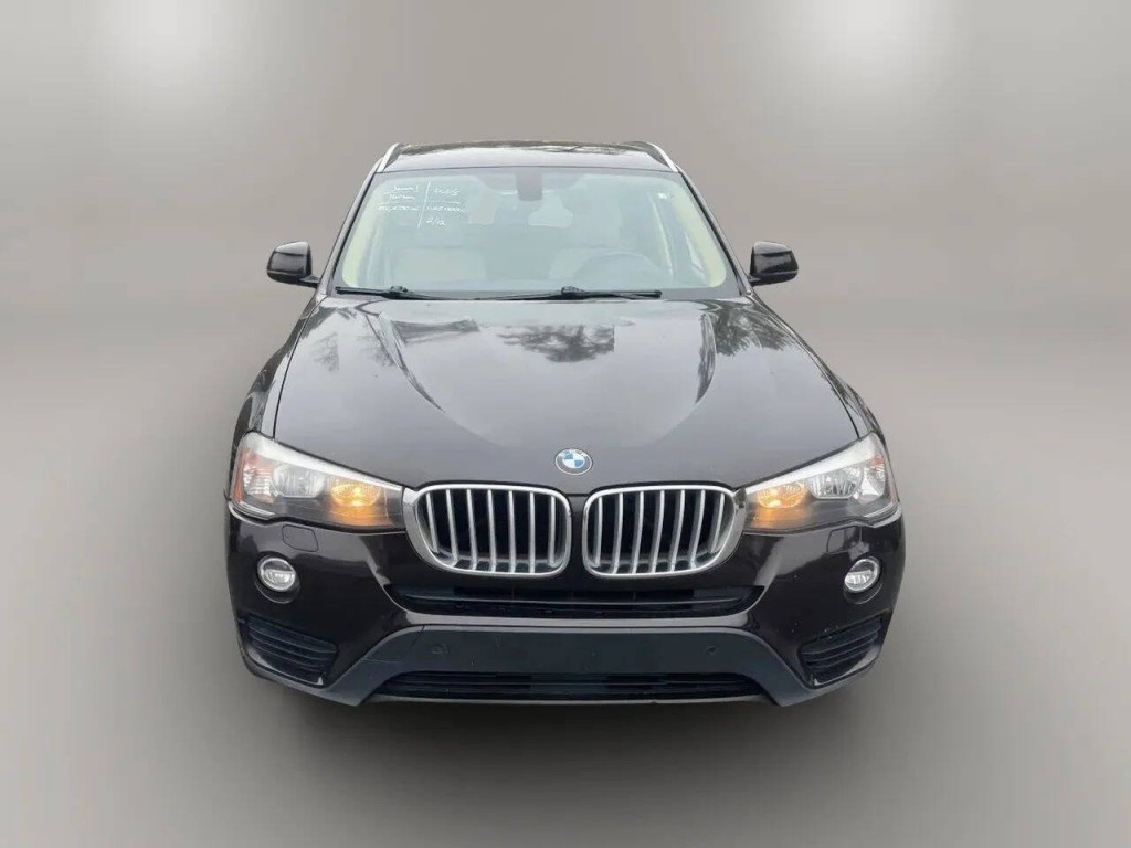 2016 BMW X3 Image 2