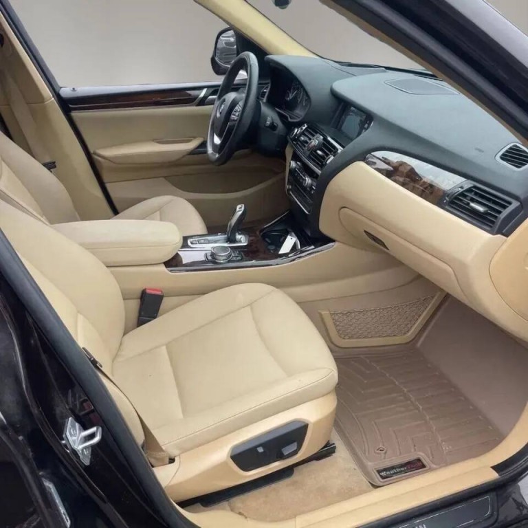 2016 BMW X3 Image 12