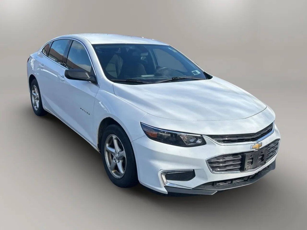 2016 Chevrolet Malibu Image 5