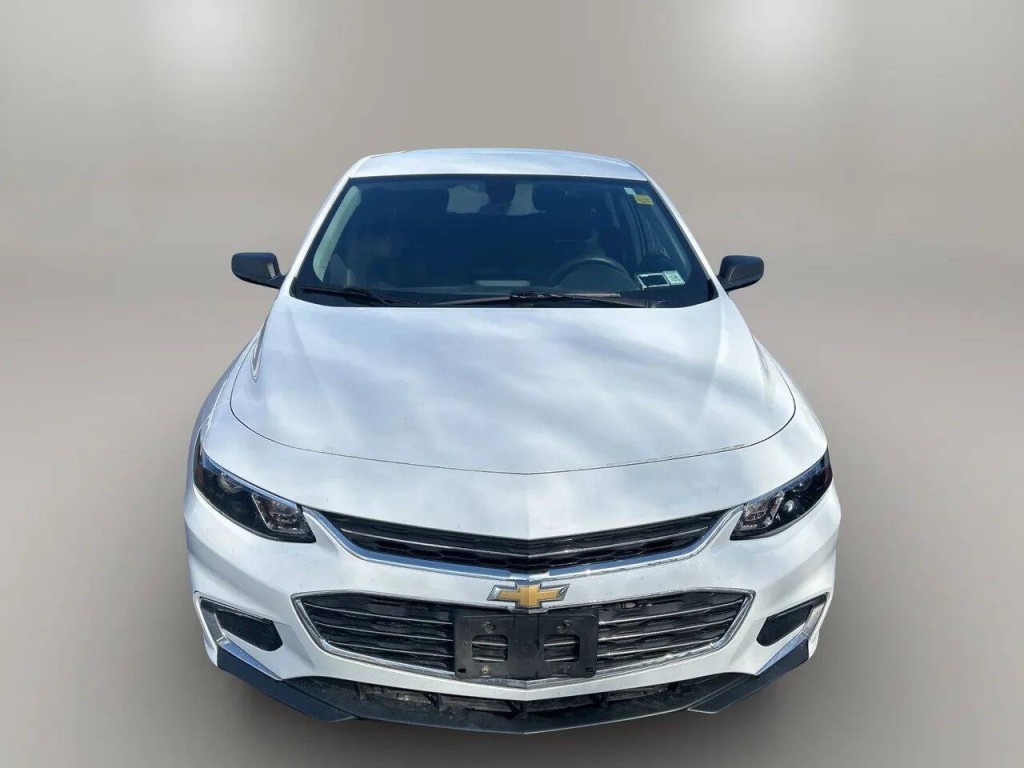 2016 Chevrolet Malibu Image 9