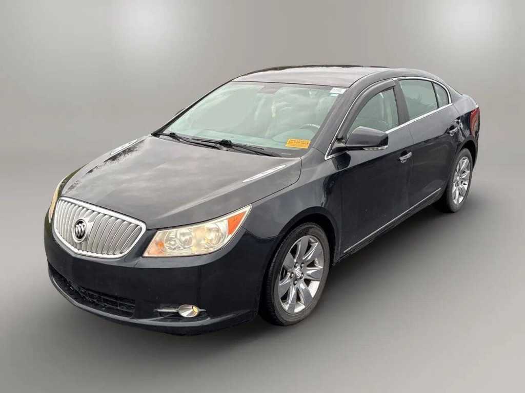 2011 Buick LaCrosse Image 1