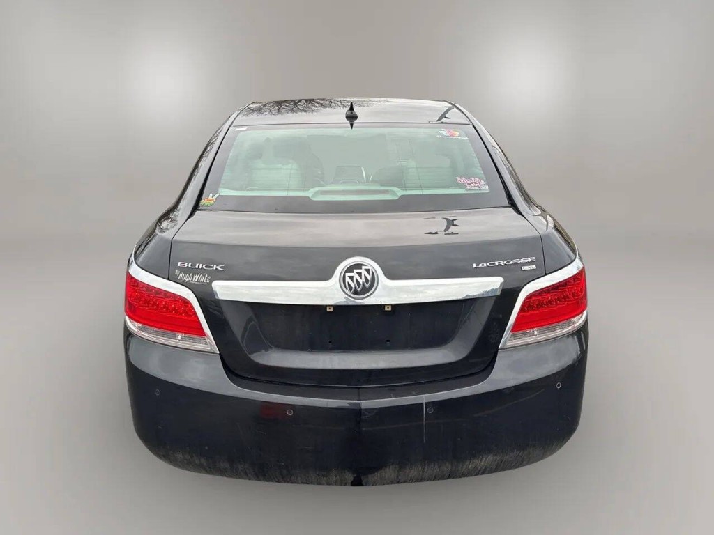 2011 Buick LaCrosse Image 3