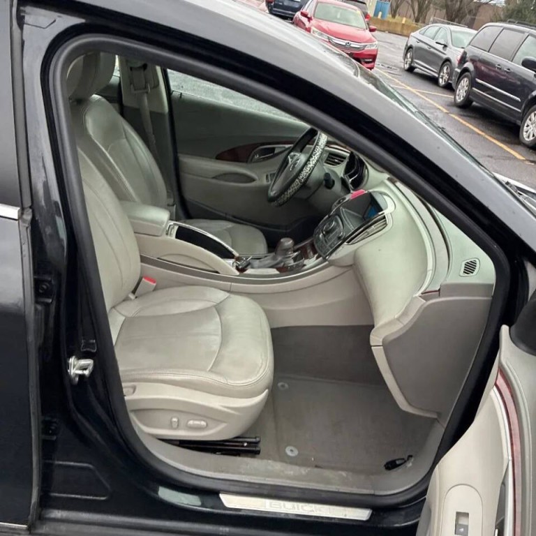 2011 Buick LaCrosse Image 5