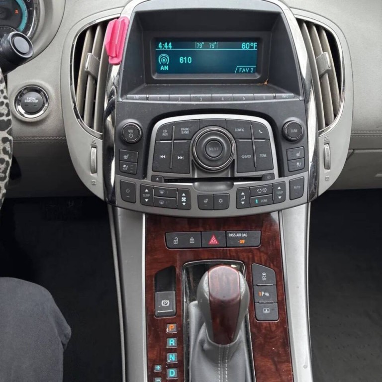 2011 Buick LaCrosse Image 6