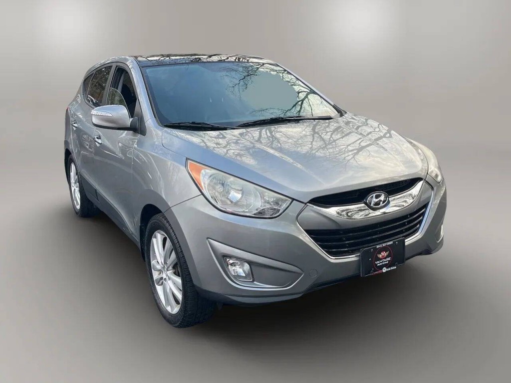 2012 Hyundai Tucson Image 2