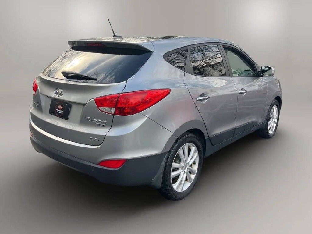 2012 Hyundai Tucson Image 3