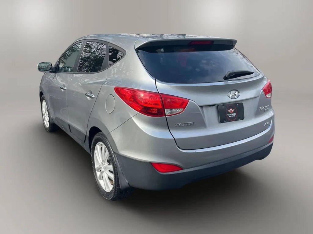 2012 Hyundai Tucson Image 4