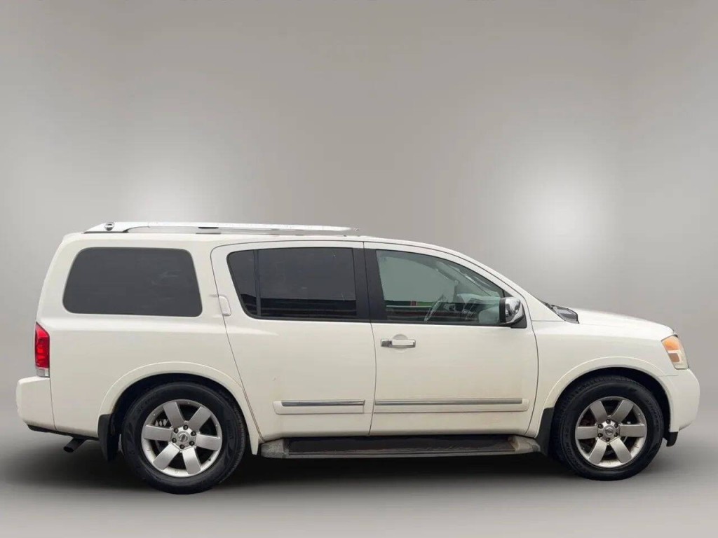 2010 Nissan Armada Image 7