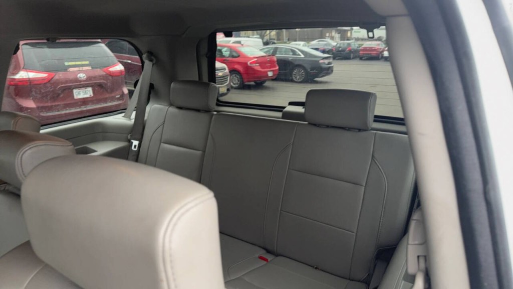 2010 Nissan Armada Image 11