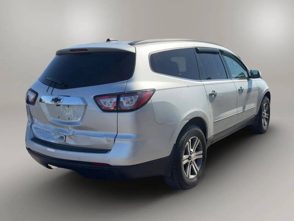 2017 Chevrolet Traverse Image 6