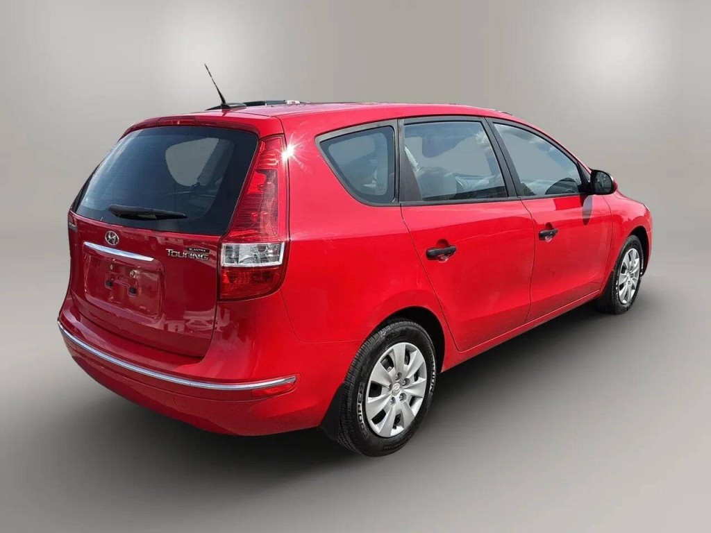 2010 Hyundai Elantra Image 5