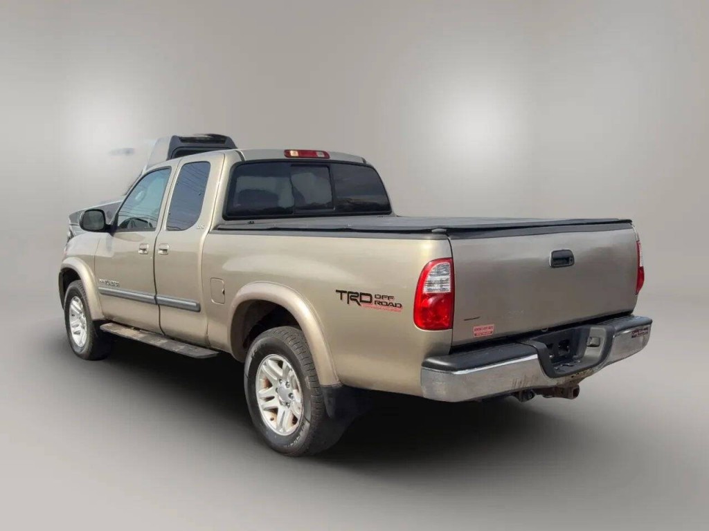 2005 Toyota Tundra Image 4